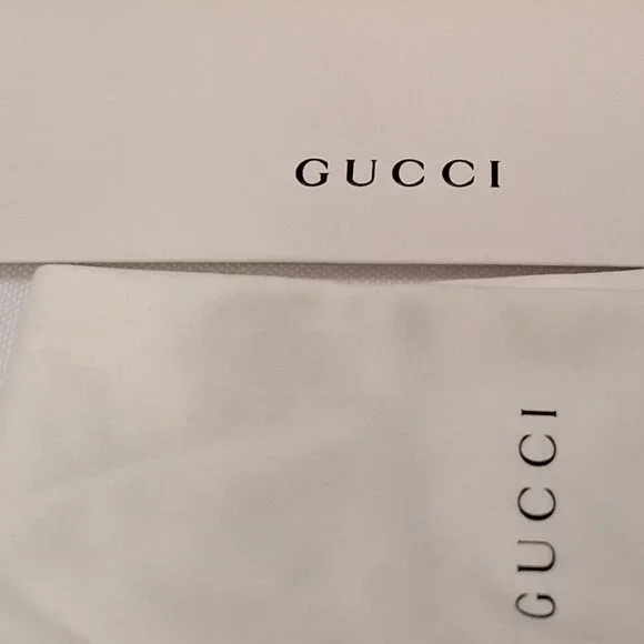 Gucci GG0811S Sunglasses (53-21-145)